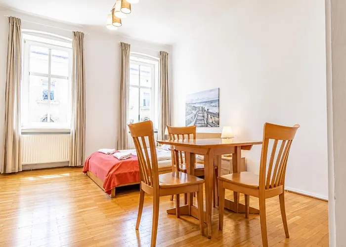 Affordable Near Wiener Stadthalle Apartamento *