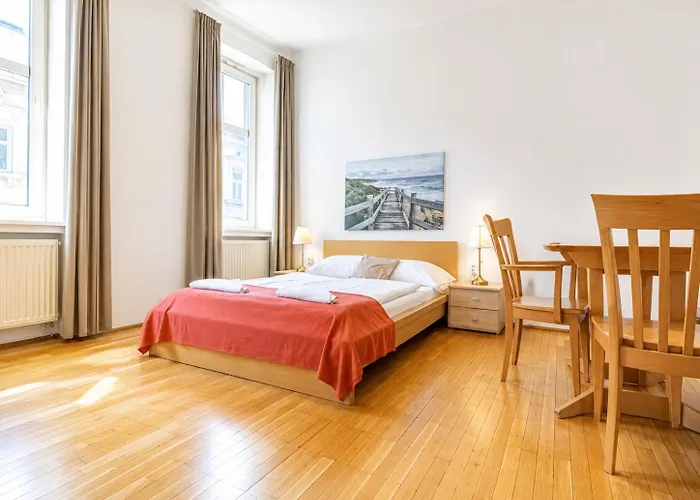 Apartamento Affordable Near Wiener Stadthalle Viena