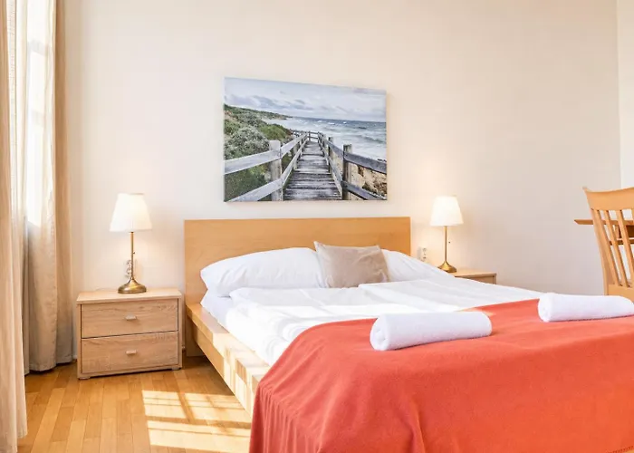 Affordable Near Wiener Stadthalle *
