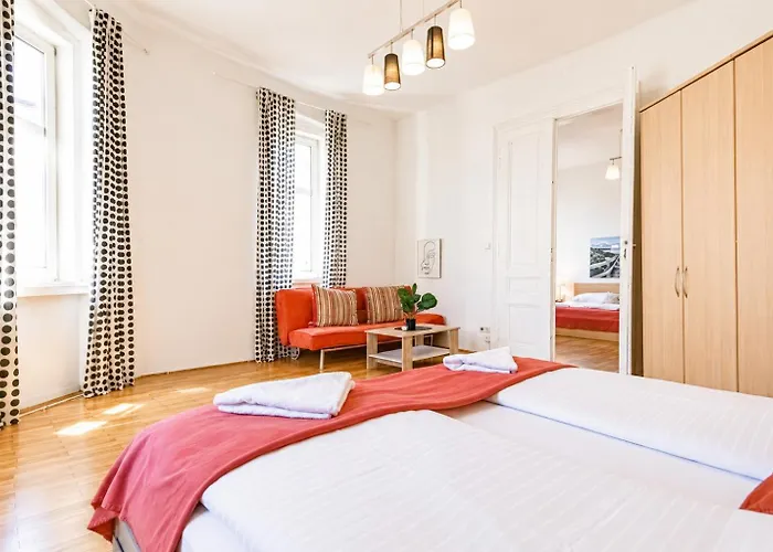Apartamento Affordable Near Wiener Stadthalle Viena